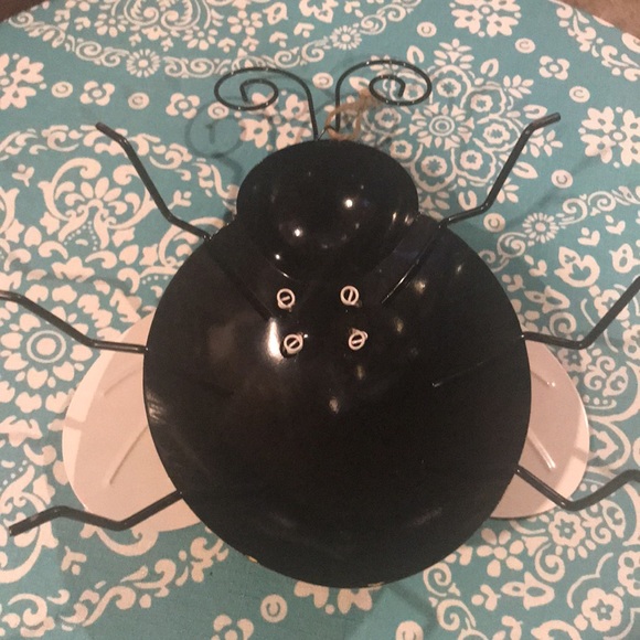 NWT Yellow & Black 12” Metal Bee Garden Art - Picture 5 of 5